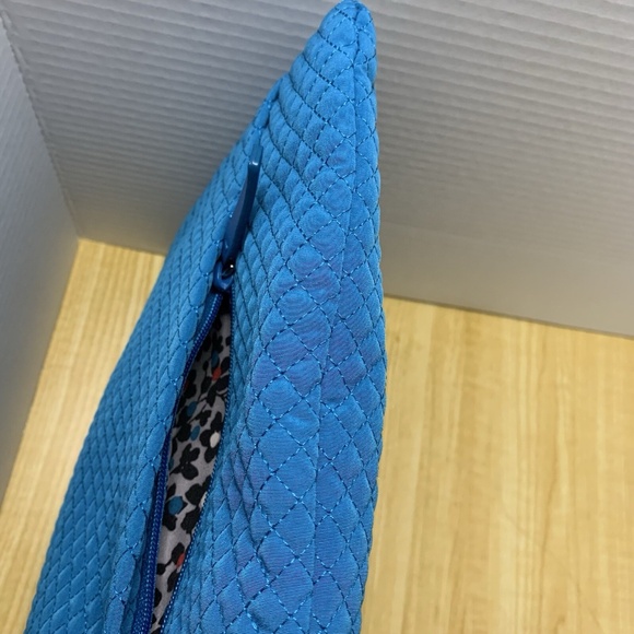 Vera Bradley Purse/Hipster Wome'n Turquoise Sea and Bahama Bay Adjustable NWT - Picture 6 of 7